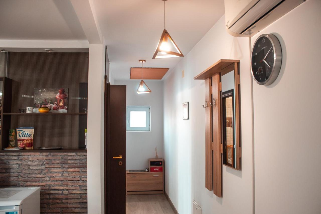 Villa 38 Silviu Apartment Boekarest Buitenkant foto