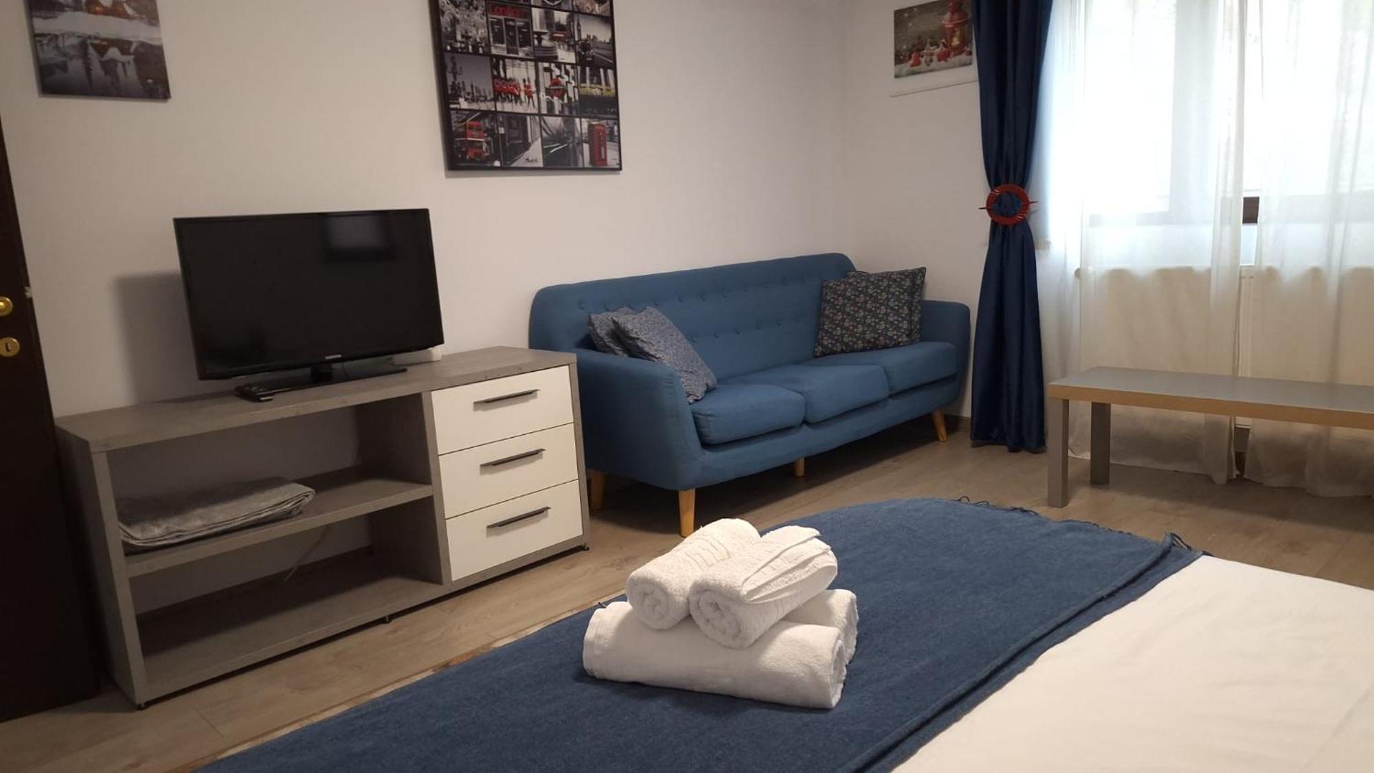 Villa 38 Silviu Apartment Boekarest Buitenkant foto